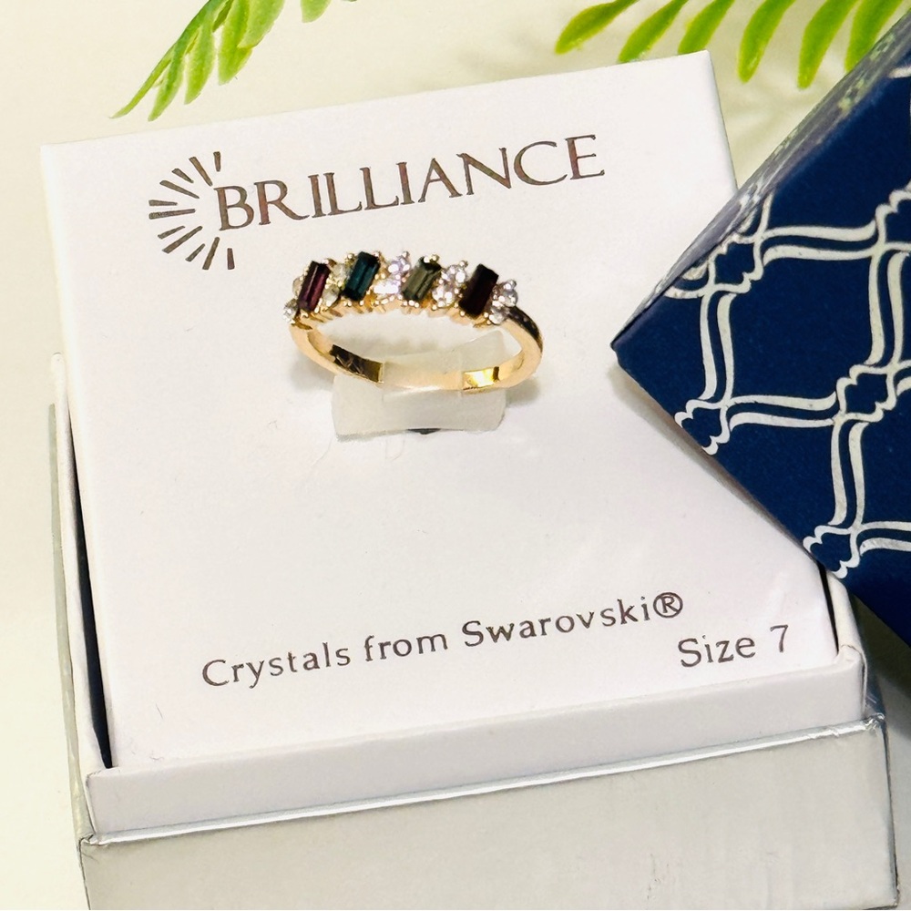 Beautiful Multi-color Stone Gold-Tone Ring with Swarovski Crystals - Picture 3 of 10
